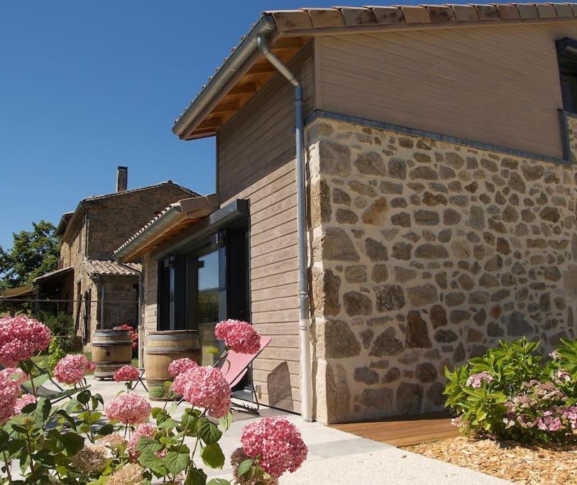 Gite De Charme 5 Etoiles Pour Couple Avec Sauna Et Jacuzzi Exterieurs Privatifs Peaugres Exterior photo